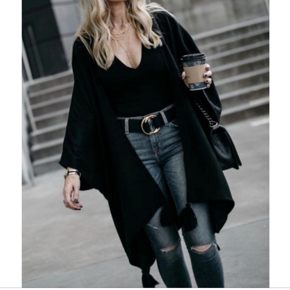 Cleobella Black Women's Knit Poncho